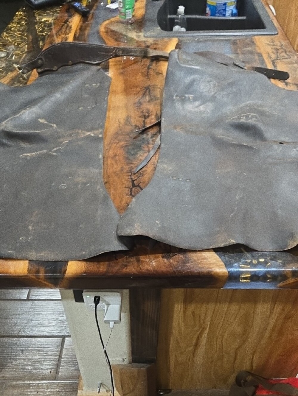 Brown Leather Work Chapps In Good Condition. - Picture 6 of 9